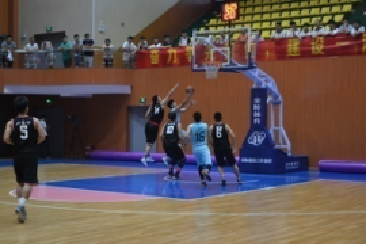 高新区第七届篮球联赛激情开赛 yl6809永利皇宫顽强拼搏展现实力 